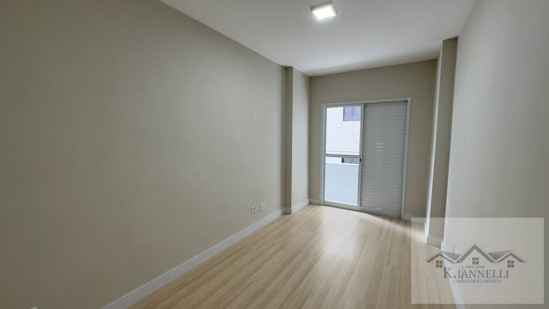 Apartamento à venda com 2 quartos, 77m² - Foto 8