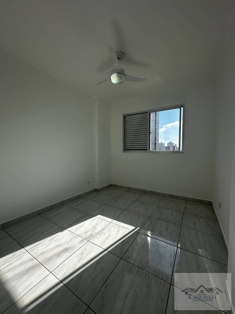 Apartamento à venda com 2 quartos, 62m² - Foto 10