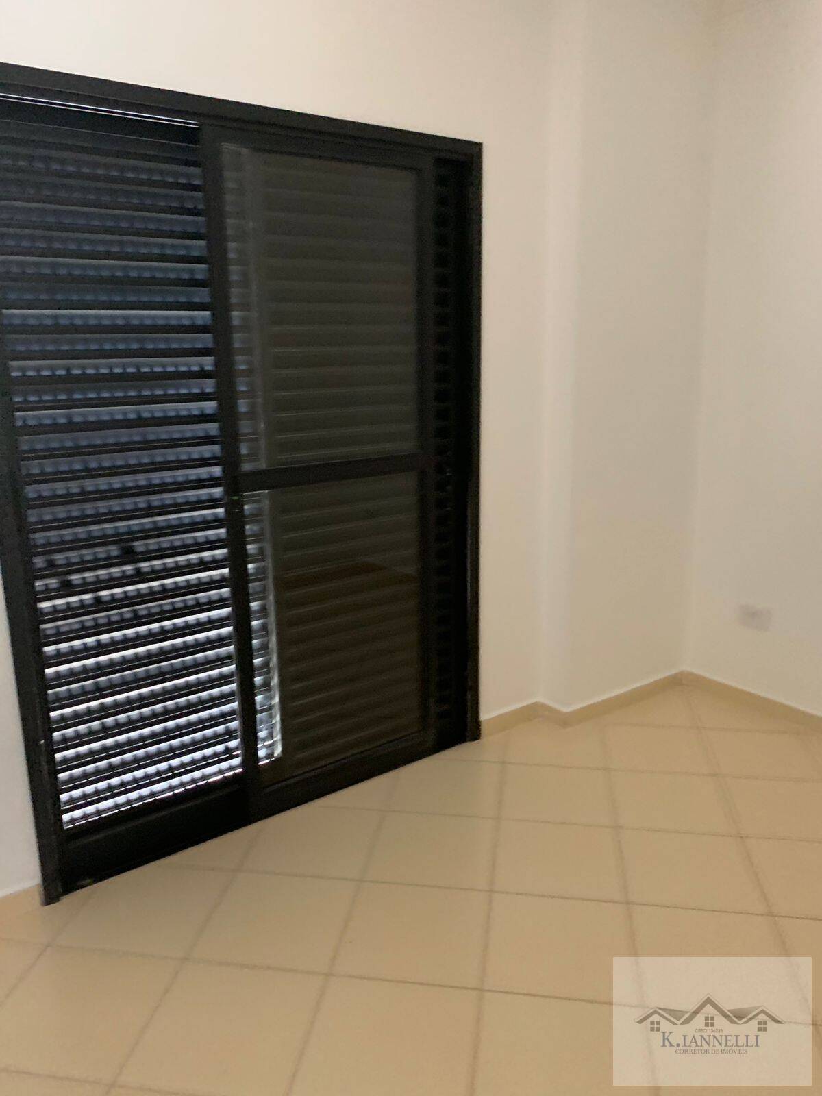 Apartamento à venda com 2 quartos, 62m² - Foto 9