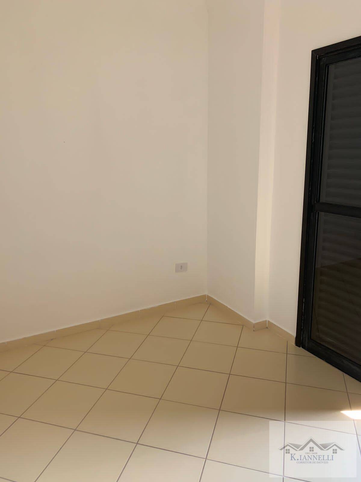 Apartamento à venda com 2 quartos, 62m² - Foto 13