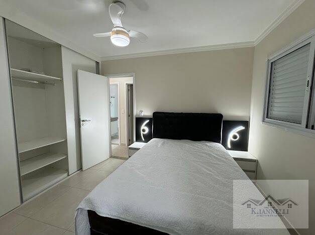 Apartamento à venda com 2 quartos, 75m² - Foto 3