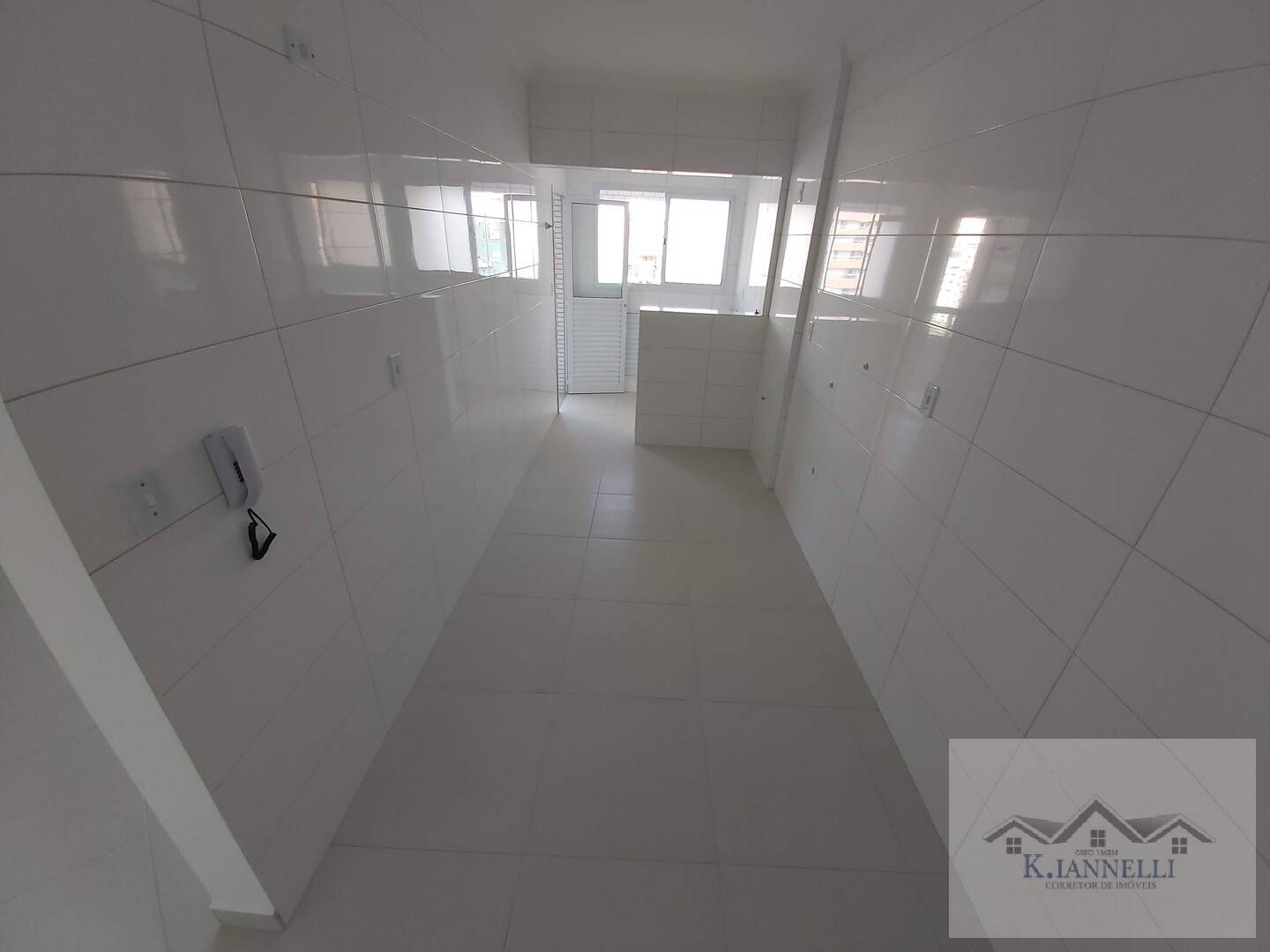 Apartamento para alugar com 3 quartos, 121m² - Foto 12