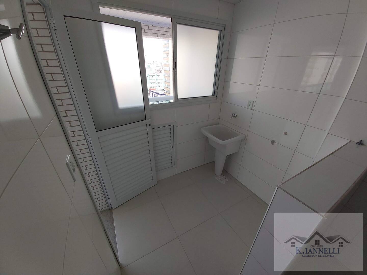 Apartamento para alugar com 3 quartos, 121m² - Foto 13