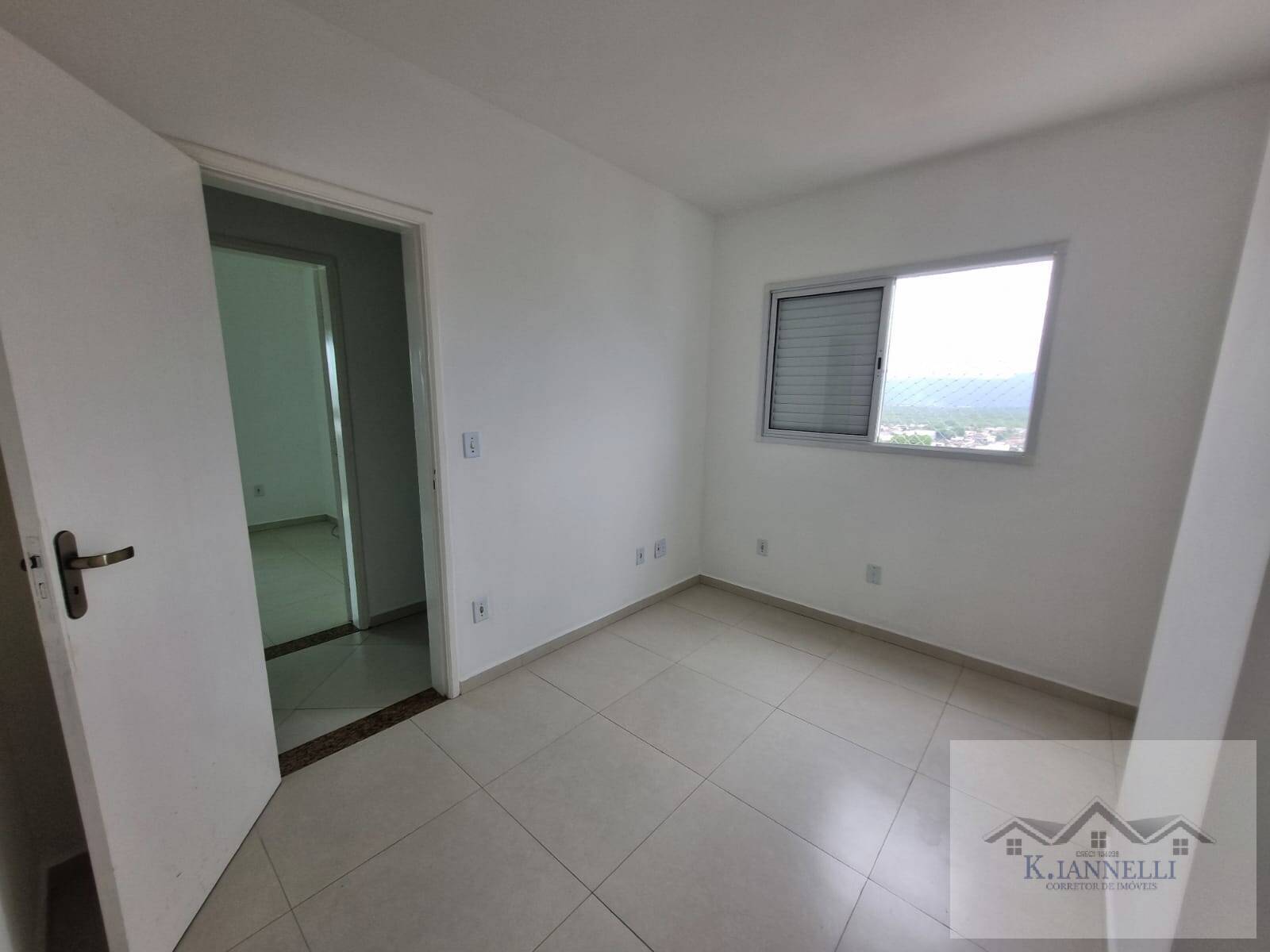 Apartamento para alugar com 3 quartos, 130m² - Foto 11