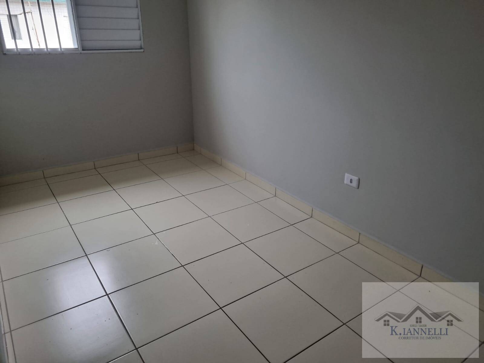 Casa à venda com 2 quartos, 54m² - Foto 10