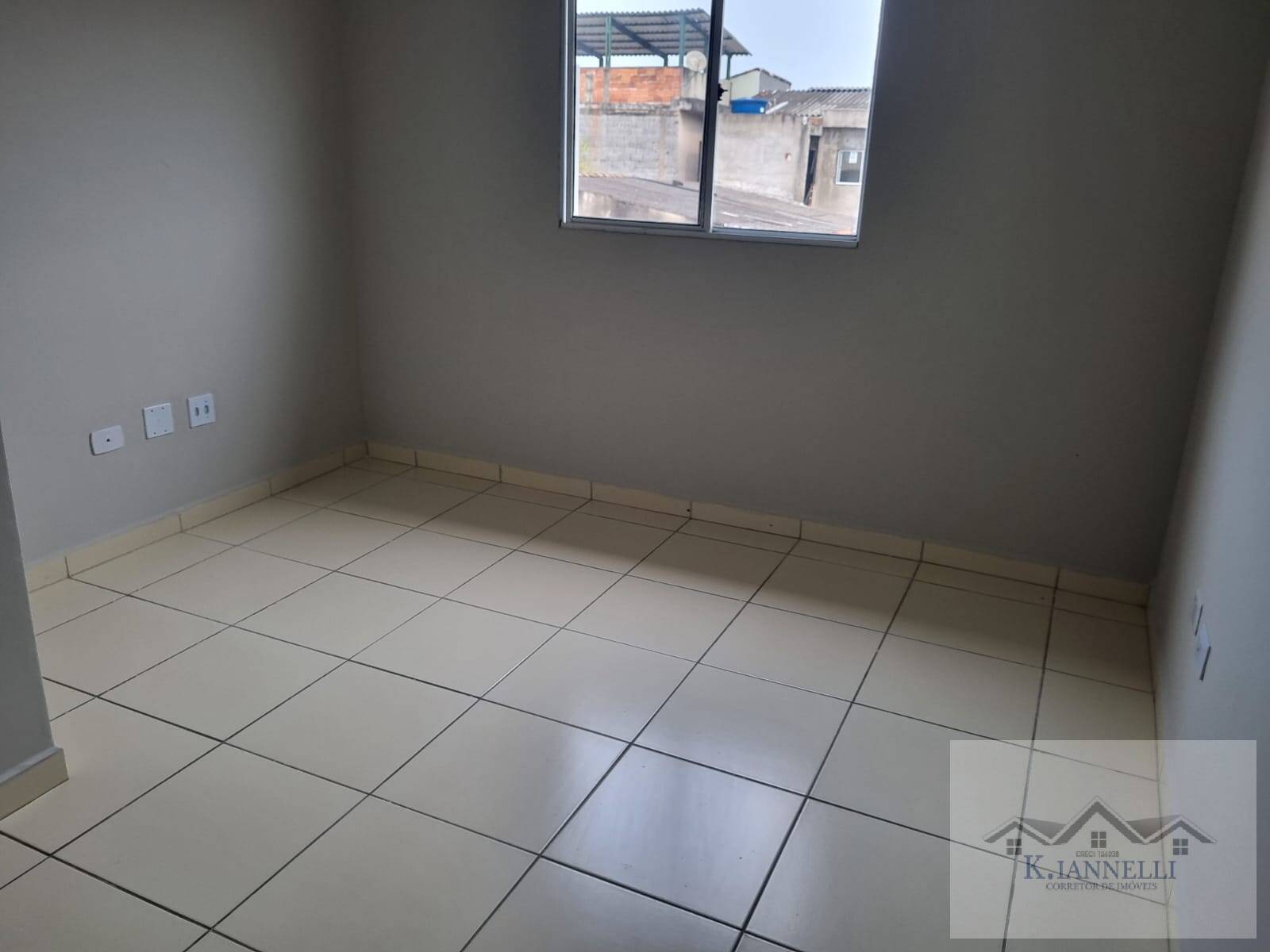 Casa à venda com 2 quartos, 54m² - Foto 11