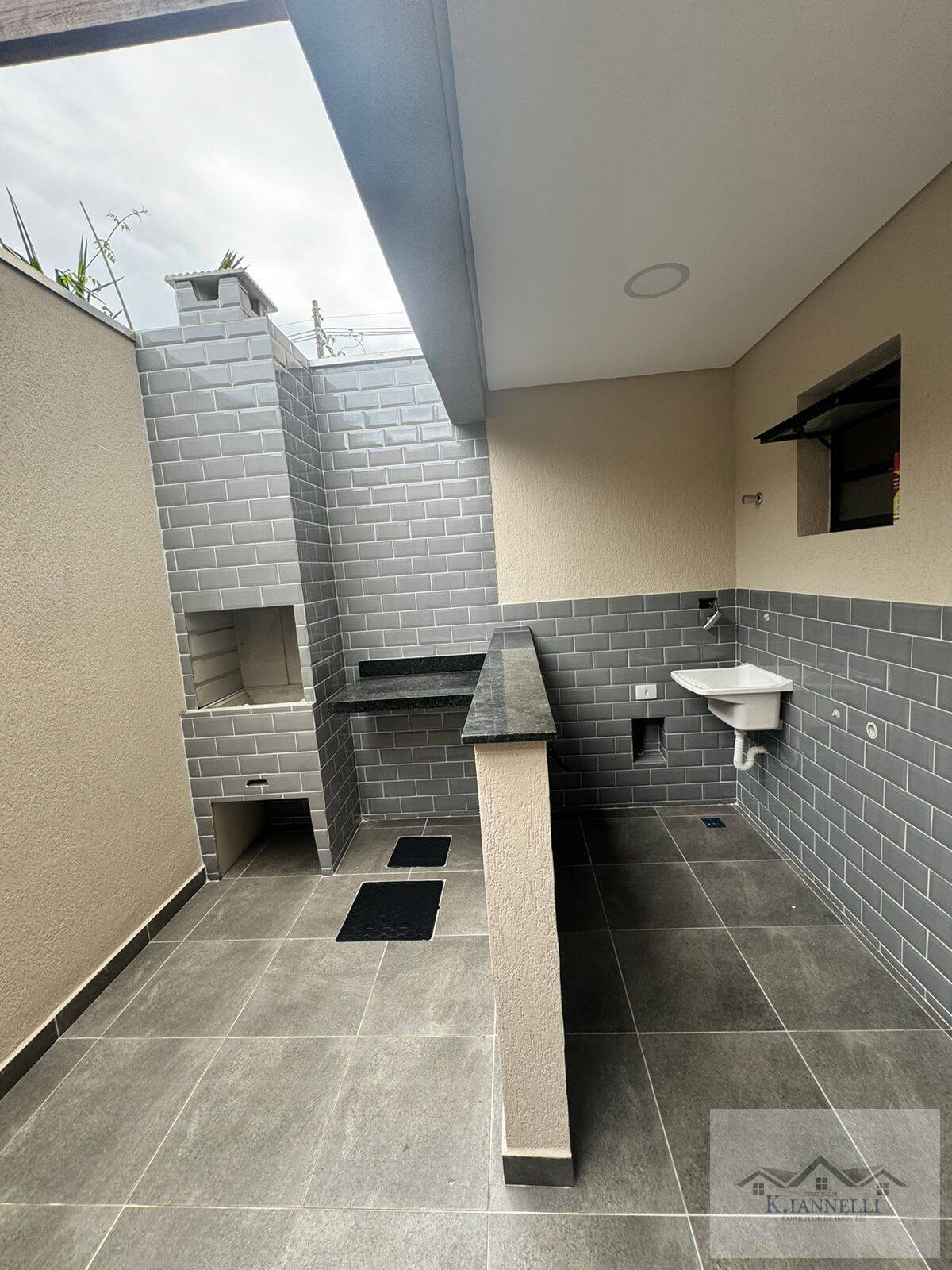 Sobrado à venda com 2 quartos, 91m² - Foto 2