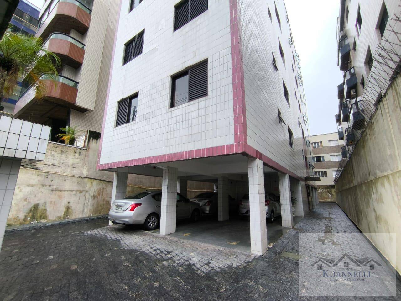 Apartamento à venda com 2 quartos, 56m² - Foto 2