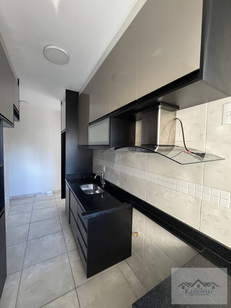 Apartamento à venda com 2 quartos, 68m² - Foto 31