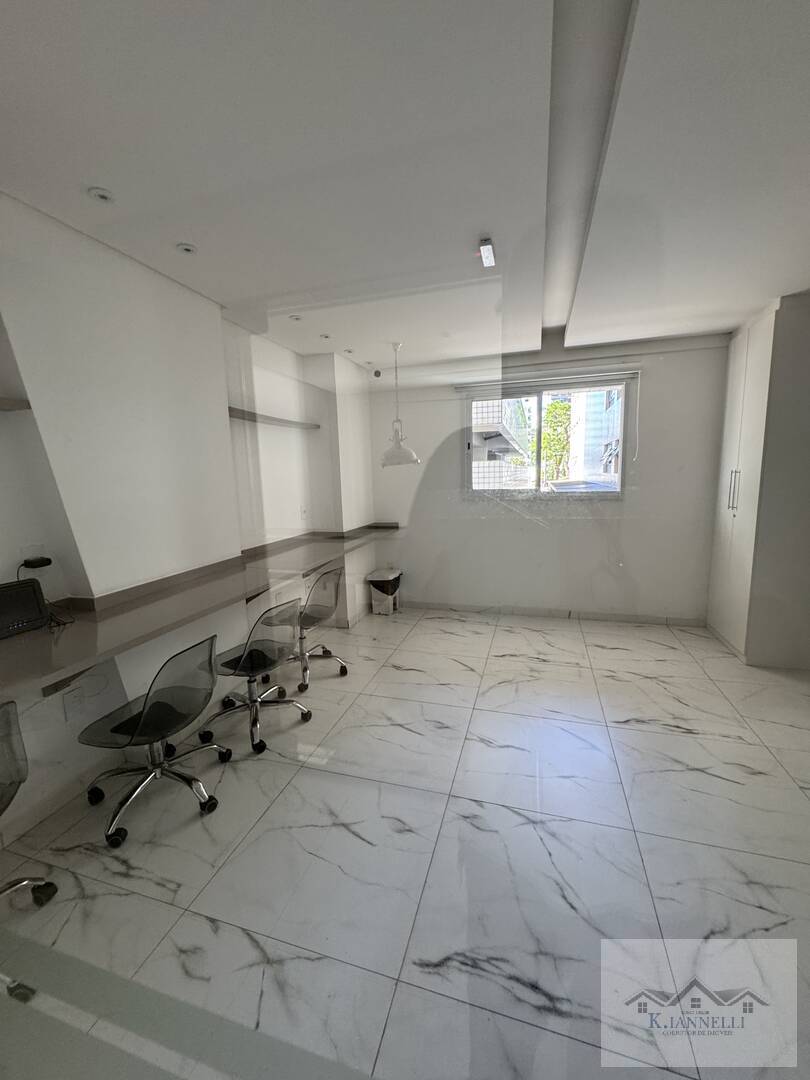 Apartamento à venda com 2 quartos, 68m² - Foto 32