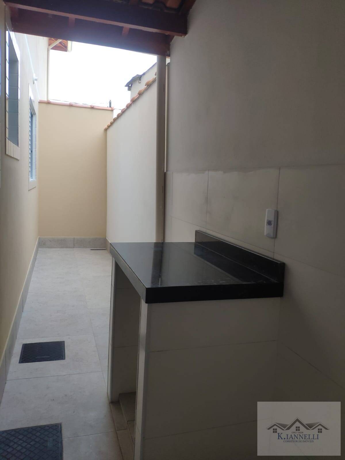 Casa à venda com 2 quartos, 61m² - Foto 20