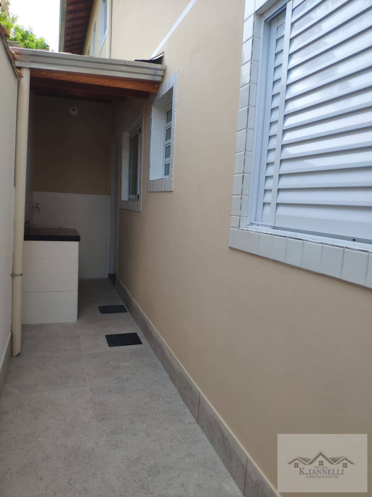 Casa à venda com 2 quartos, 61m² - Foto 19