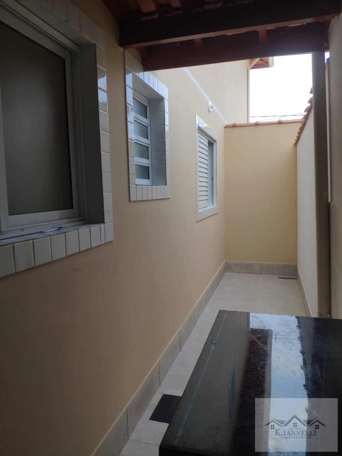 Casa à venda com 2 quartos, 61m² - Foto 21