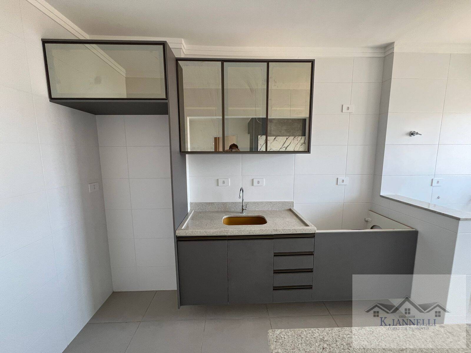 Apartamento à venda com 1 quarto, 43m² - Foto 3