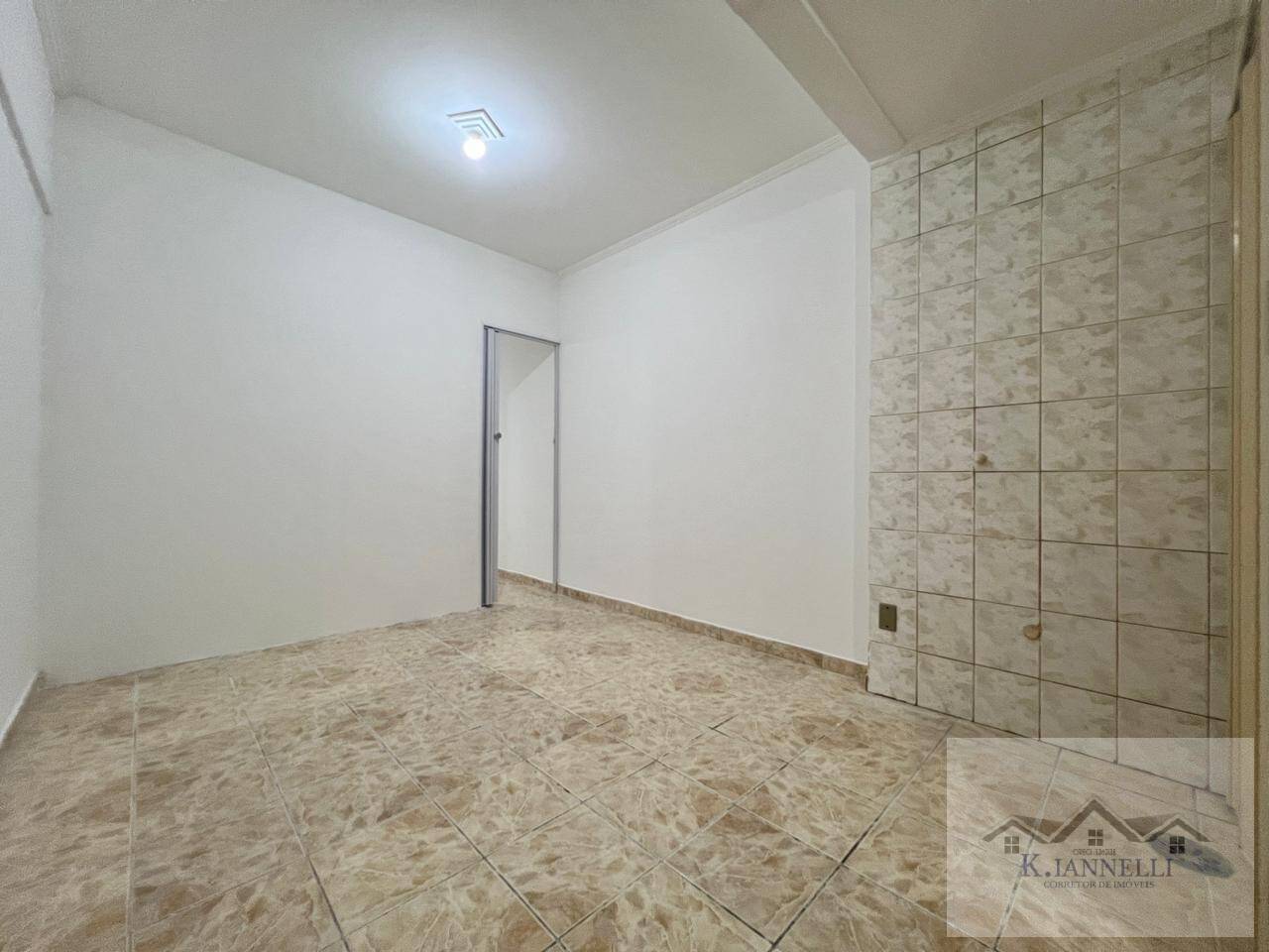 Apartamento à venda com 1 quarto, 38m² - Foto 9