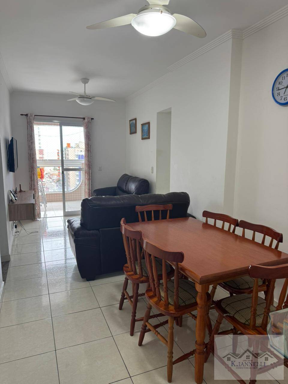 Apartamento à venda com 2 quartos, 65m² - Foto 2