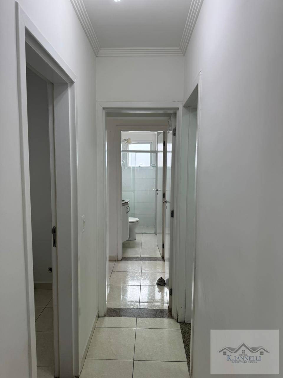 Apartamento à venda com 2 quartos, 65m² - Foto 9