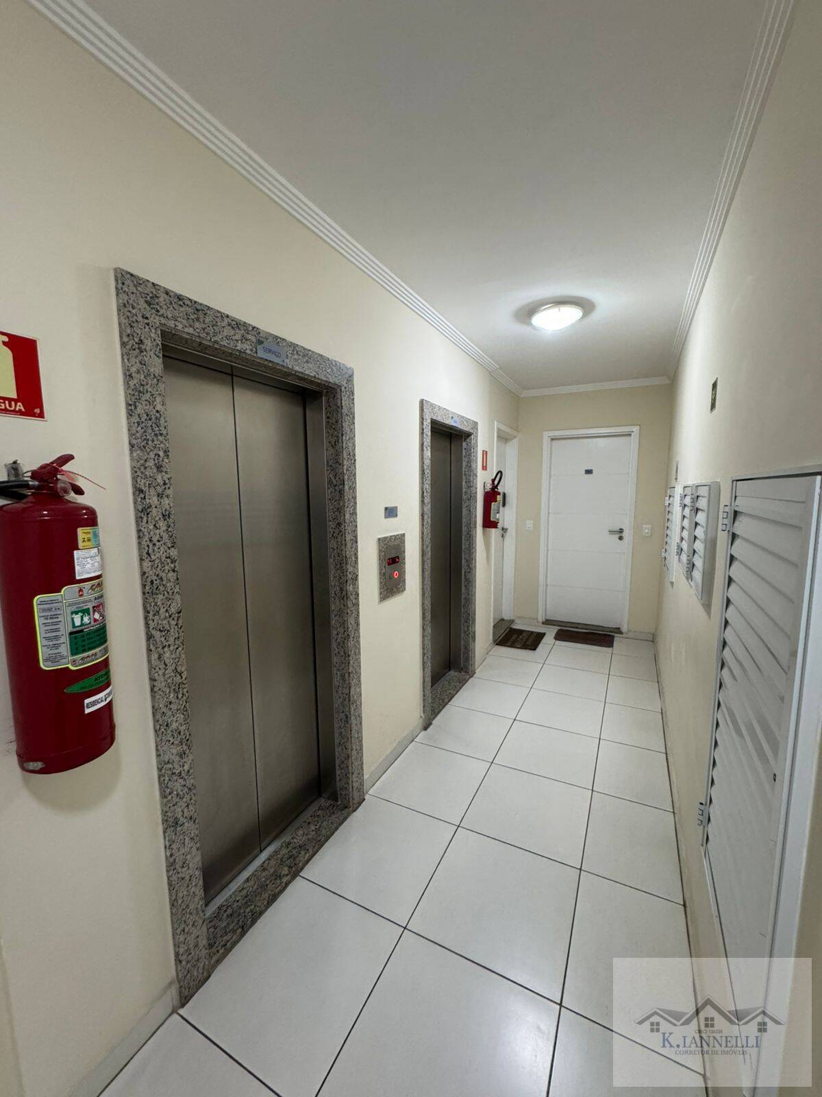 Apartamento à venda com 2 quartos, 65m² - Foto 19