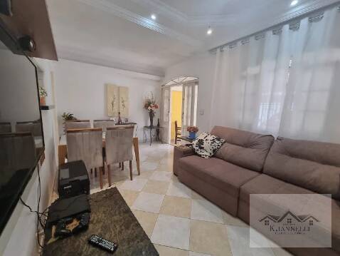 Casa à venda com 3 quartos, 90m² - Foto 2