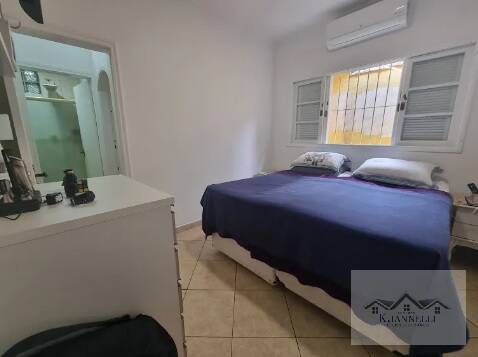 Casa à venda com 3 quartos, 90m² - Foto 12