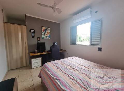 Casa à venda com 3 quartos, 90m² - Foto 14