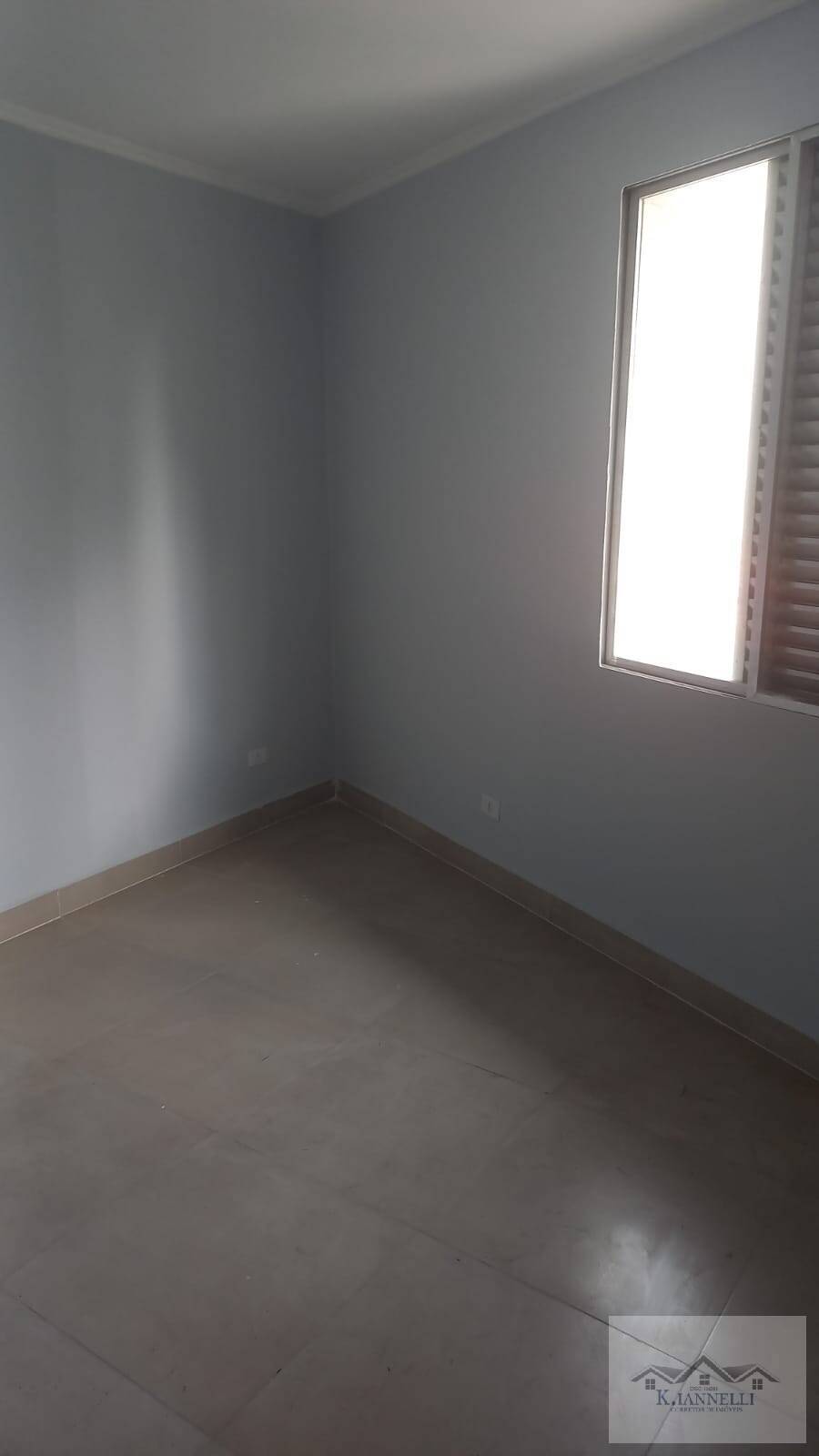 Apartamento à venda com 2 quartos, 83m² - Foto 3