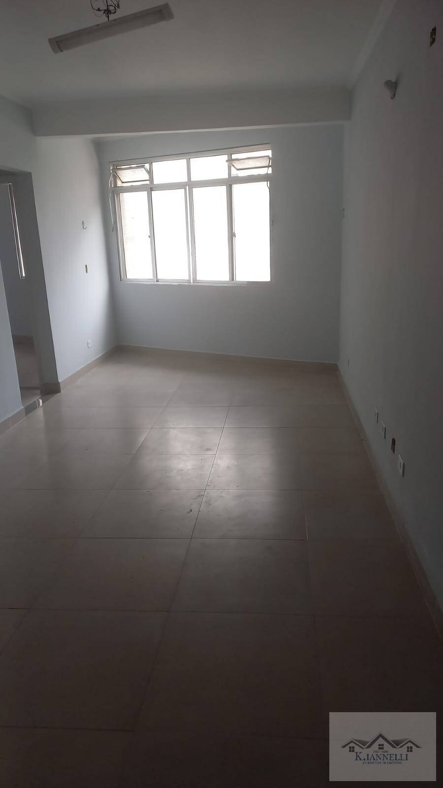 Apartamento à venda com 2 quartos, 83m² - Foto 2