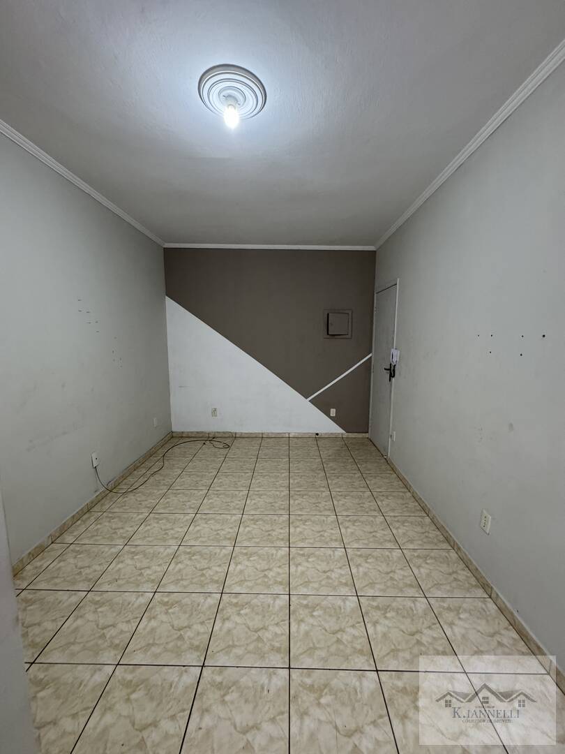 Apartamento à venda com 1 quarto, 65m² - Foto 2