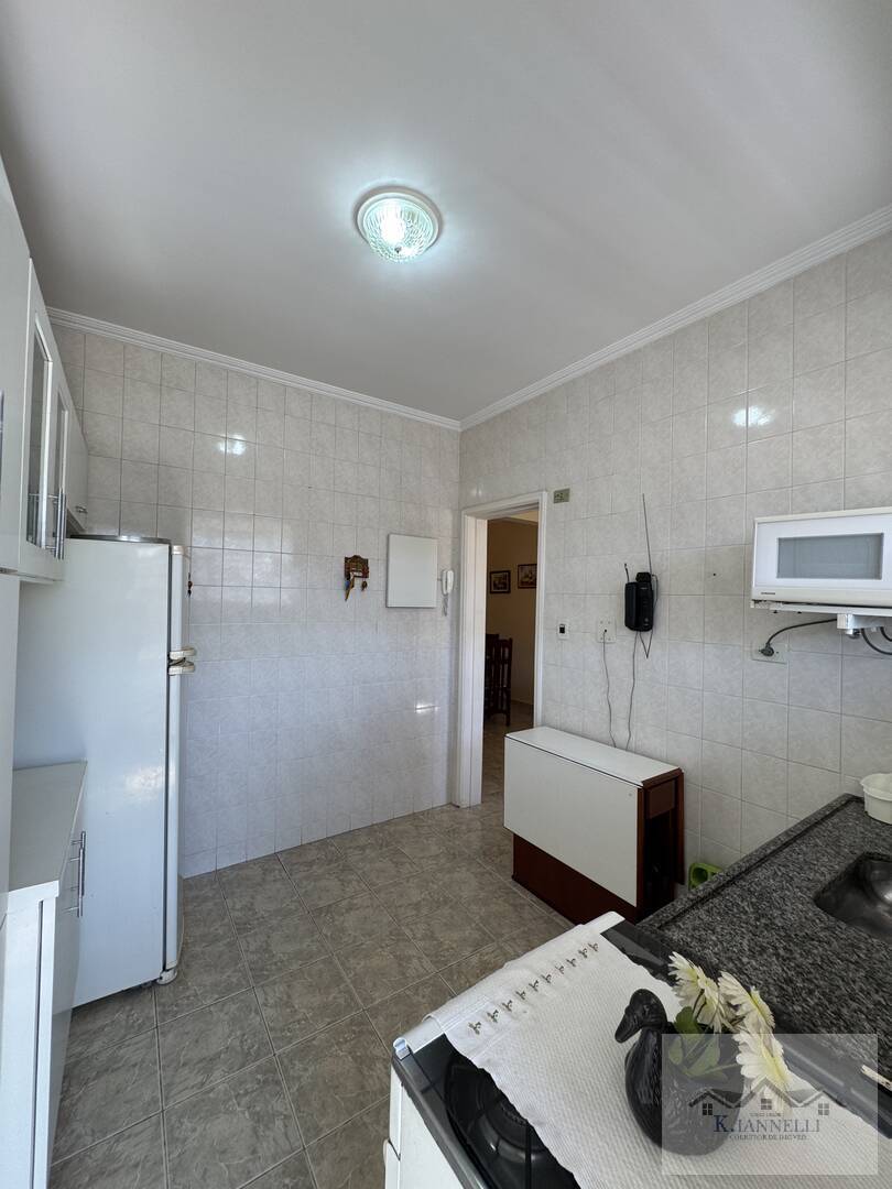 Apartamento à venda com 2 quartos, 80m² - Foto 7