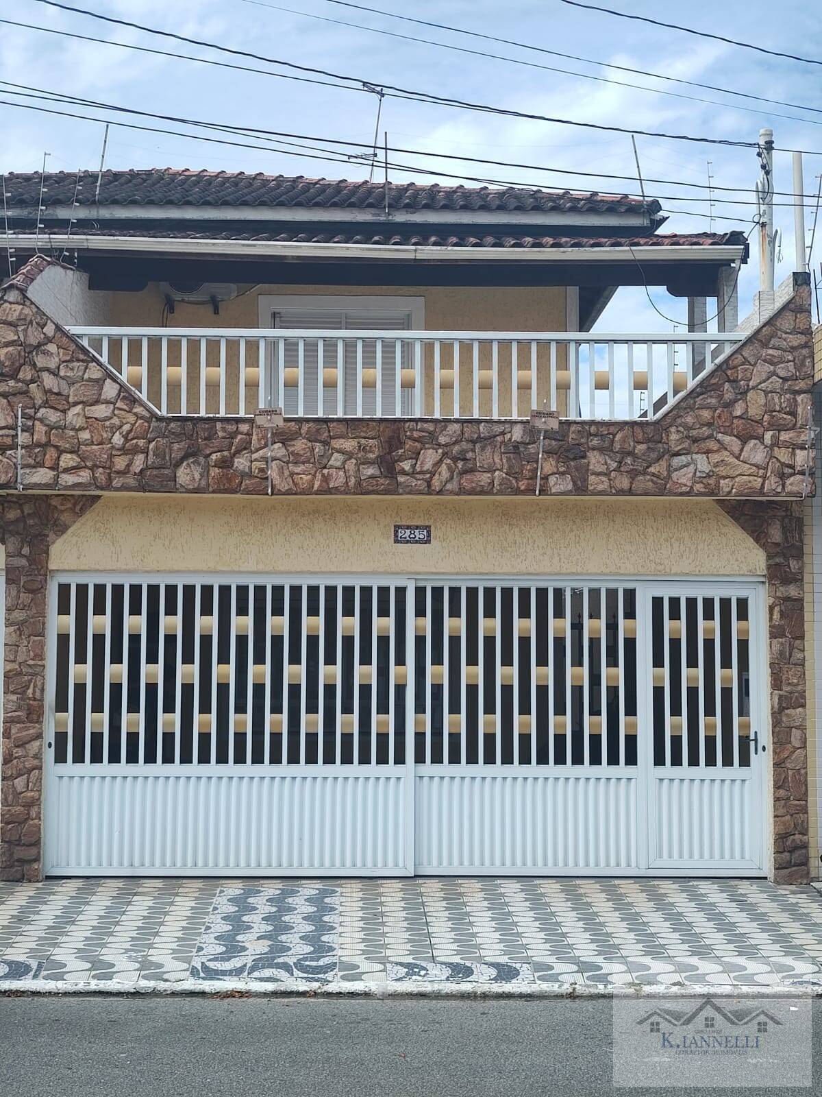 Sobrado à venda com 3 quartos, 152m² - Foto 2